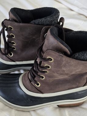 SOREL Slimpack III Leather/Rubber Winter Boots - Waterproof US W 6.5 Gently Used